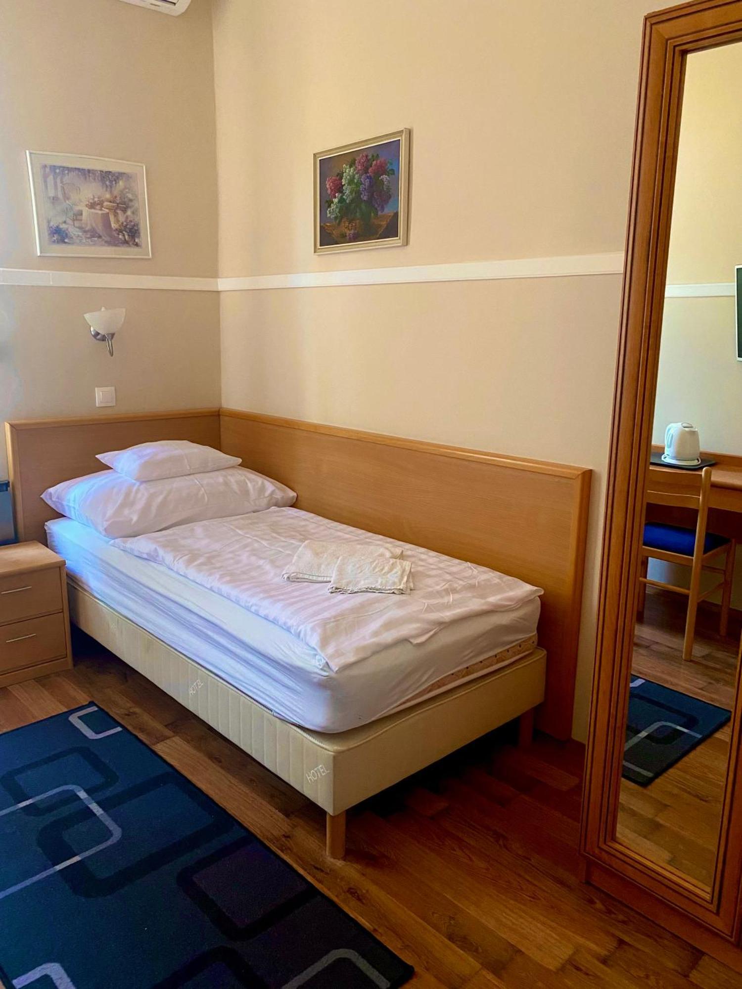 Peto Apartman Дьєр Екстер'єр фото